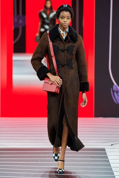 Look 47